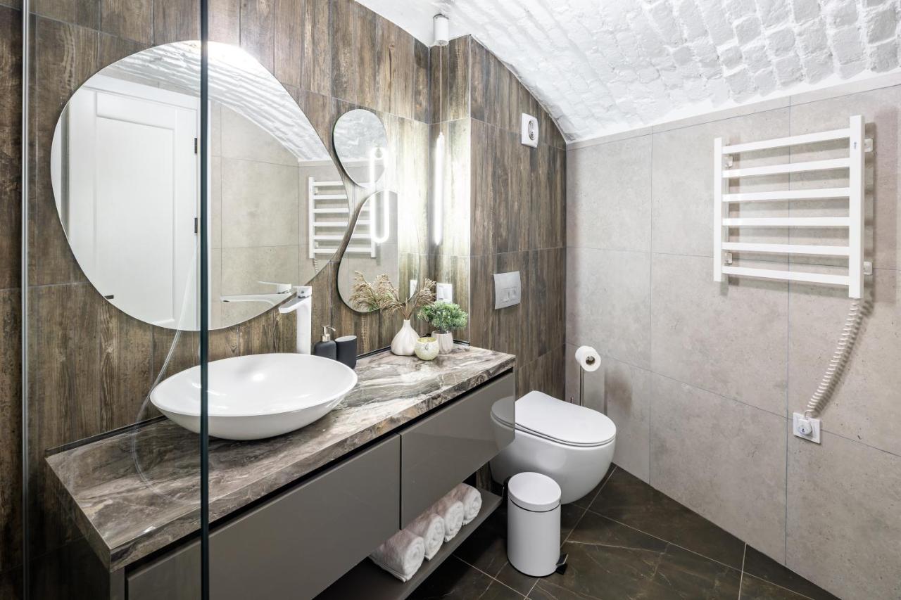 Romari Таманська 12 Appartement Lviv Buitenkant foto